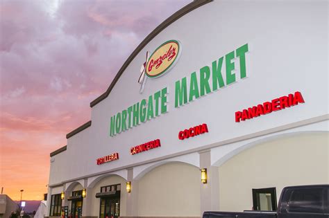 Northgate gonzalez supermarket - Nov 30, 2022 · Northgate González Market, a family-owned, Mexican-themed grocery market chain, opened the doors of its newest store in Fontana on Nov. 30, expanding the company’s footprint into the Inland Empire. 